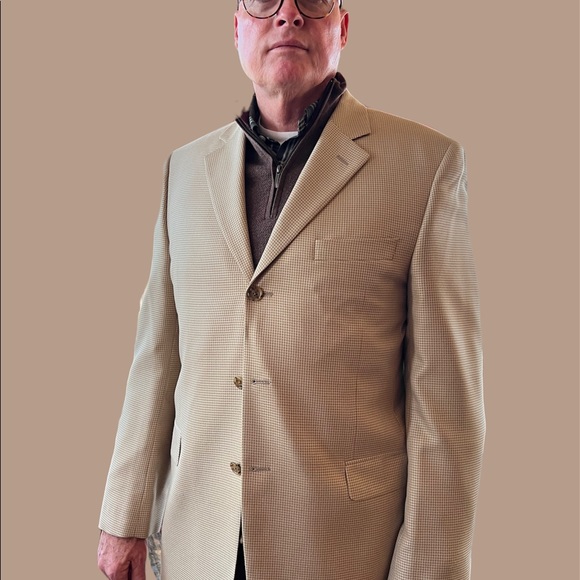 Jack Victor - Like new cream with beige checks blazer. Three button. - Picture 4 of 5